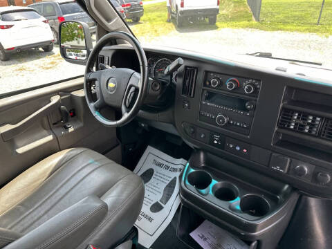2022 Chevrolet Express 2500