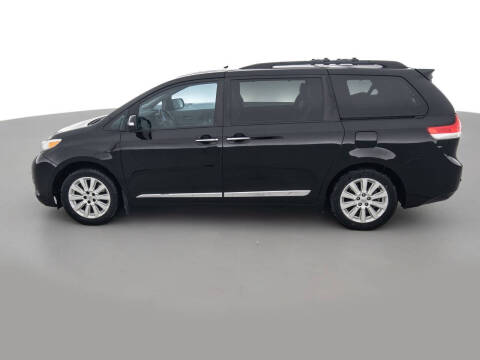 2014 Toyota Sienna Limited 7-Passenger