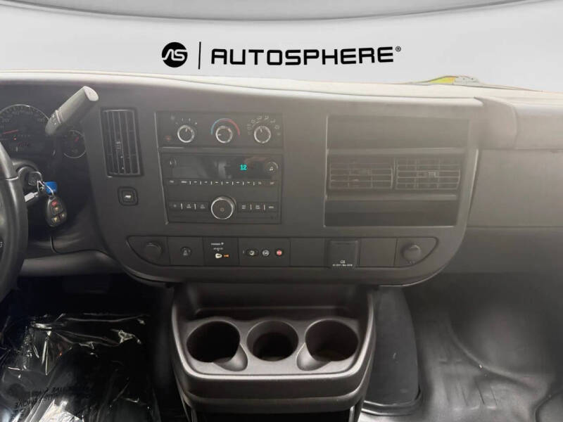2023 GMC Savana 2500