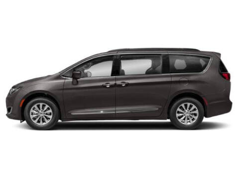 2019 Chrysler Pacifica Touring L Plus Photo