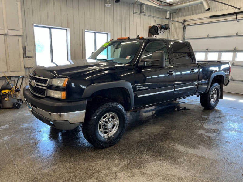 2007 Chevrolet Silverado 2500HD Classic for sale at Sand's Auto Sales in Cambridge MN