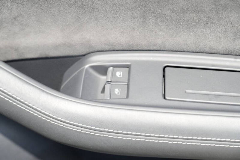 2022 Audi SQ8 4.0T quattro Prestige