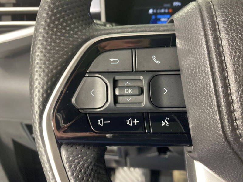 2024 Toyota Tundra Platinum HV