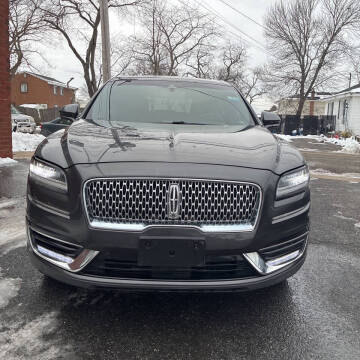 2019 Lincoln Nautilus Reserve