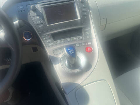 2012 Toyota Prius Two