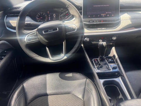2023 Jeep Compass Latitude
