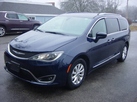 2019 Chrysler Pacifica for sale at North South Motorcars in Seabrook NH
