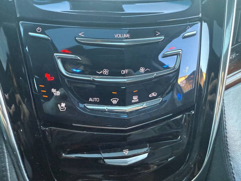 2016 Cadillac Escalade ESV Luxury Collection