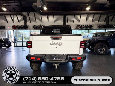 2024 Jeep Gladiator