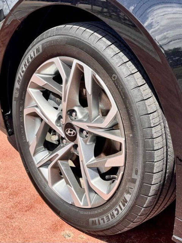 2022 Hyundai Sonata SEL