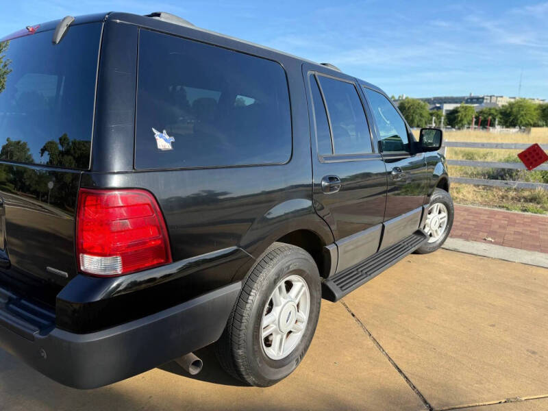 2004 Ford Expedition XLT