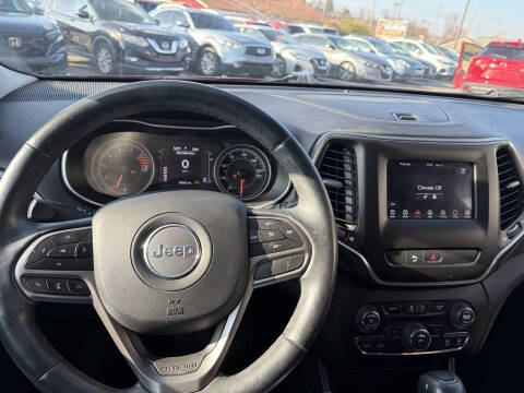 2019 Jeep Cherokee Latitude Plus