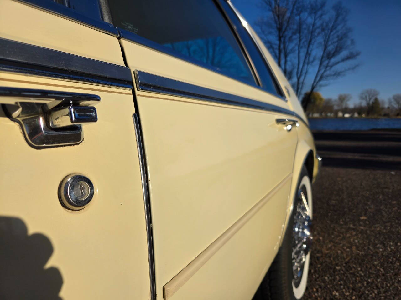 1984 Cadillac Seville 28