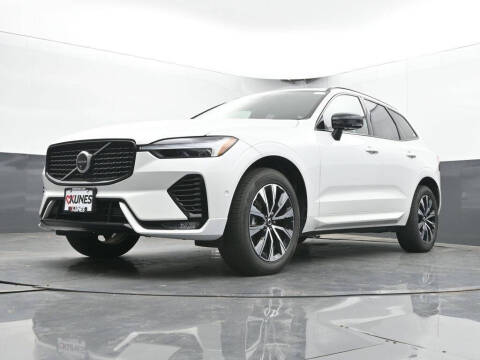 2025 Volvo XC60 B5 Plus Dark Theme