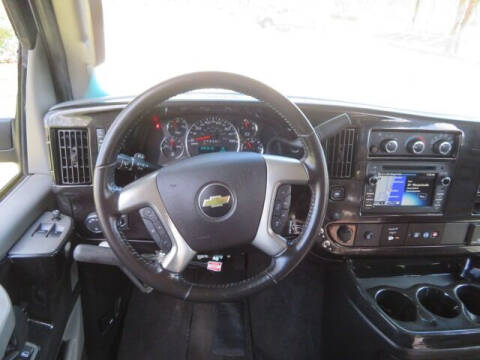 2017 Chevrolet Express 2500