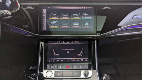 2019 Audi Q8 quattro Premium Plus 55 TFSI