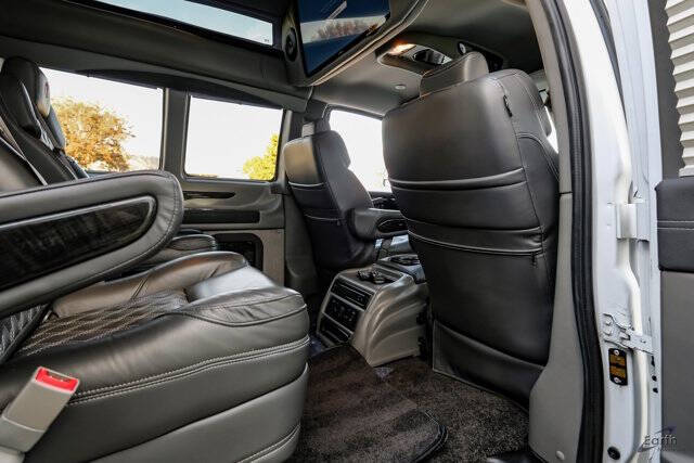 2023 Chevrolet Express 2500