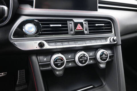 2021 Genesis G70