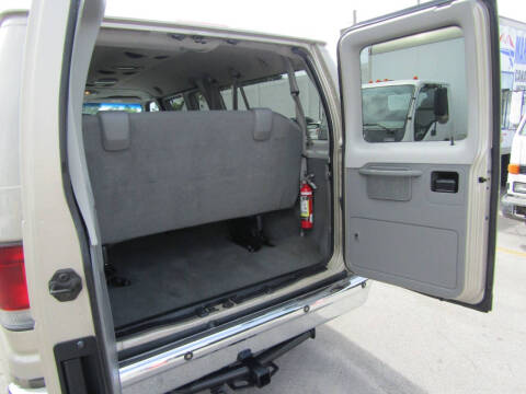 2008 Ford E-Series E-350 SD XLT
