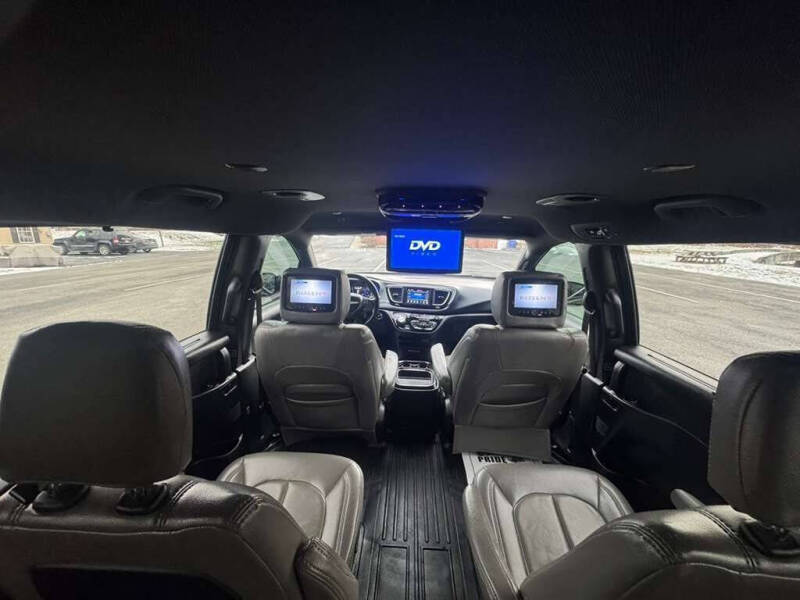 2019 Chrysler Pacifica Touring Plus