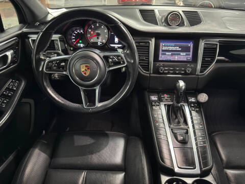 2018 Porsche Macan S