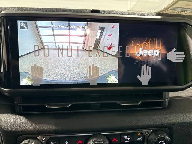 2025 Jeep Gladiator Willys