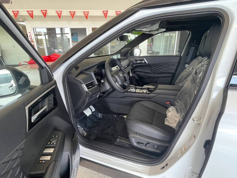 2026 Mitsubishi Outlander PHEV