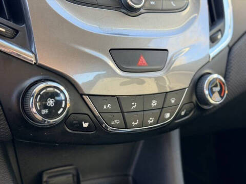 2017 Chevrolet Cruze LT Auto