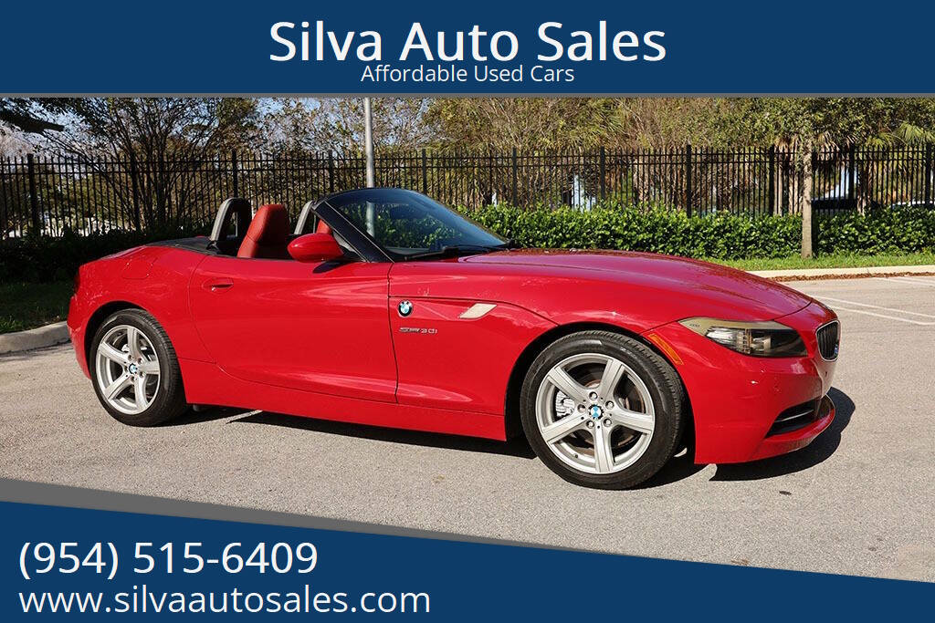 2010 BMW Z4 sDrive30i 2dr Convertible's photo