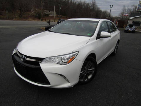2016 Toyota Camry SE