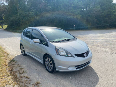 2013 Honda Fit for sale at Tennessee Valley Wholesale Autos LLC in Huntsville AL