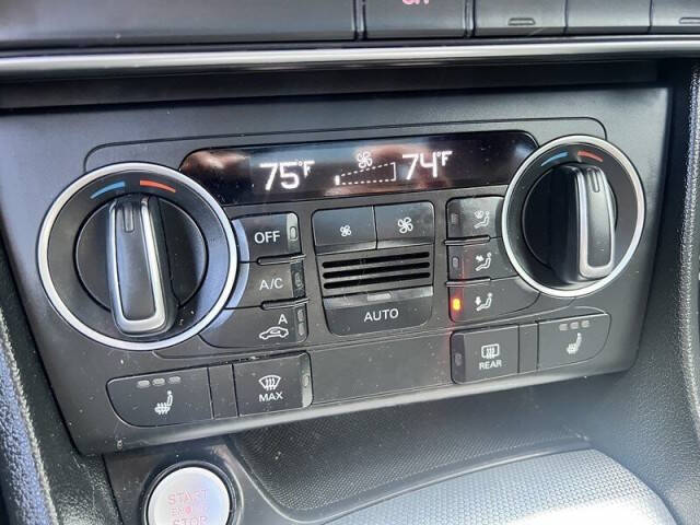 2016 Audi Q3 2.0T quattro Premium Plus