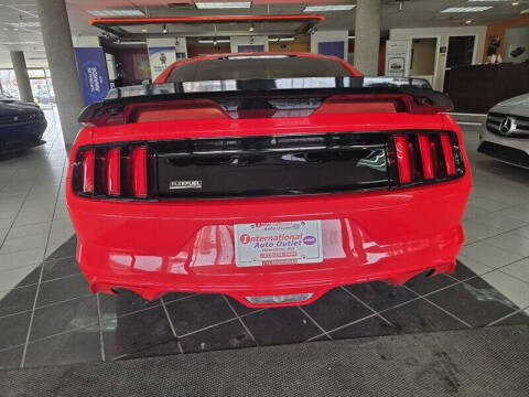 2017 Ford Mustang V6