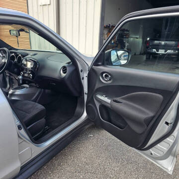 2016 Nissan JUKE SV