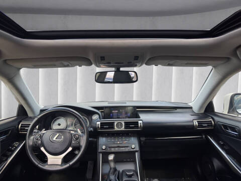 2015 Lexus IS 250 Crafted Line
