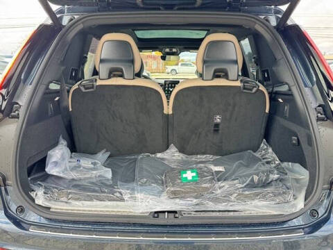 2026 Volvo XC90 B6 Ultra Dark 6P