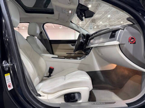 2016 Jaguar XF 35t Prestige