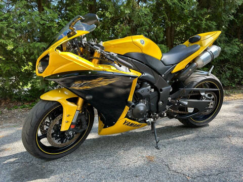 2009 Yamaha YZF R1  for sale at iSellTrux in Hampstead NH