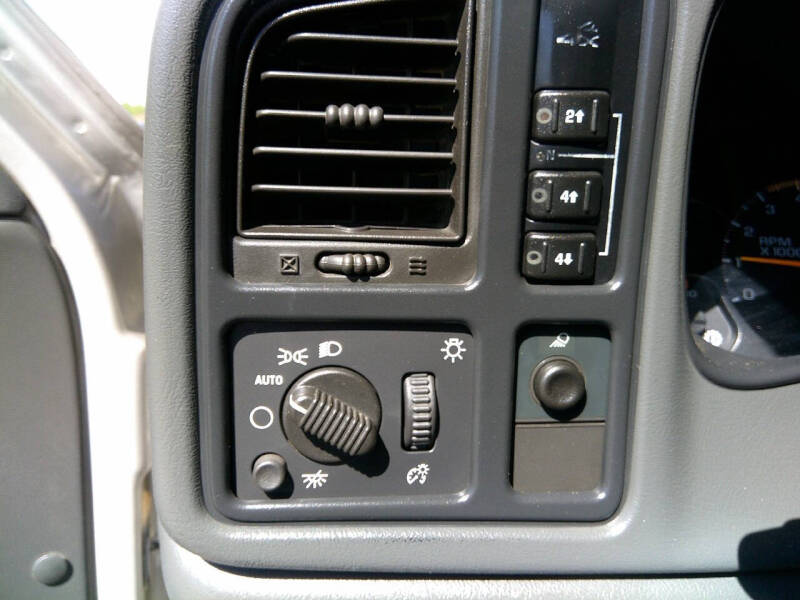 2005 Chevrolet Silverado 3500 LS