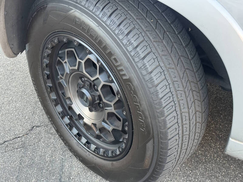 2004 Ford Escape Limited