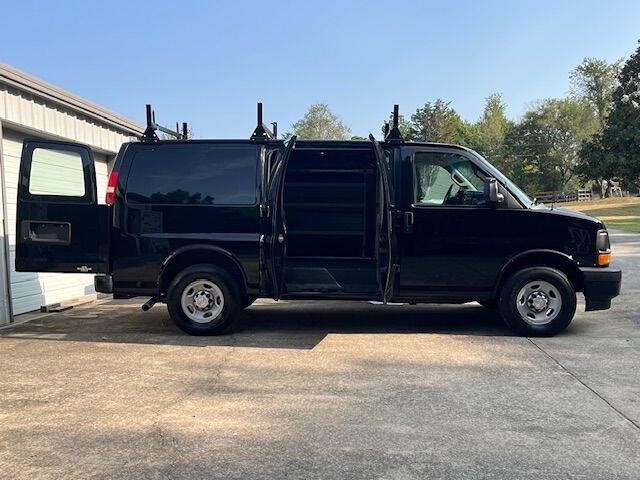 2017 Chevrolet Express for sale at Ten-Val Truck Ranch & Car Barn in Florence, AL