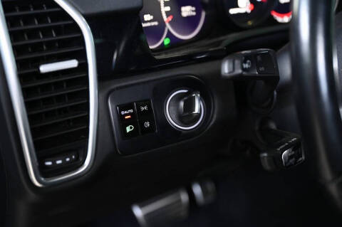 2021 Porsche Cayenne GTS