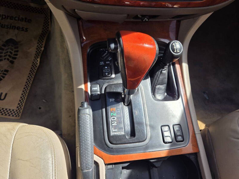 2002 Lexus LX 470