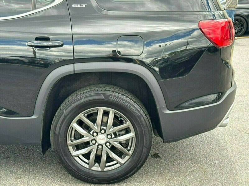 2017 GMC Acadia SLT-1