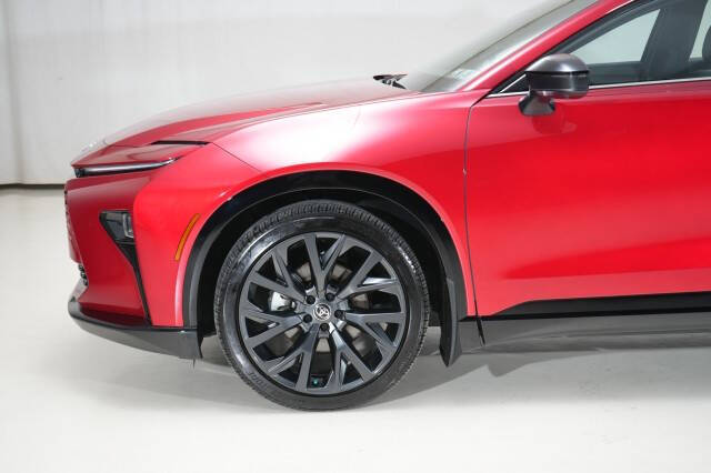 2025 Toyota Crown Signia Limited