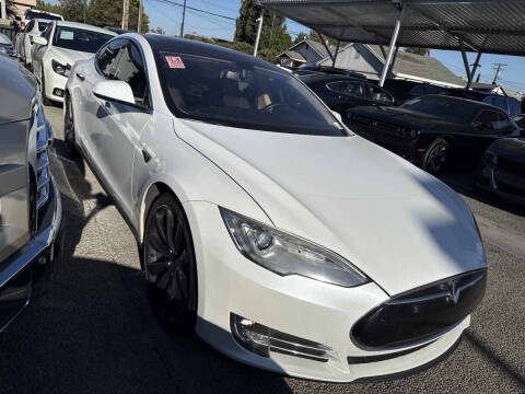 2013 Tesla Model S Performance