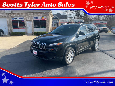 2018 Jeep Cherokee for sale at Scotts Tyler Auto Sales in Wilmington IL