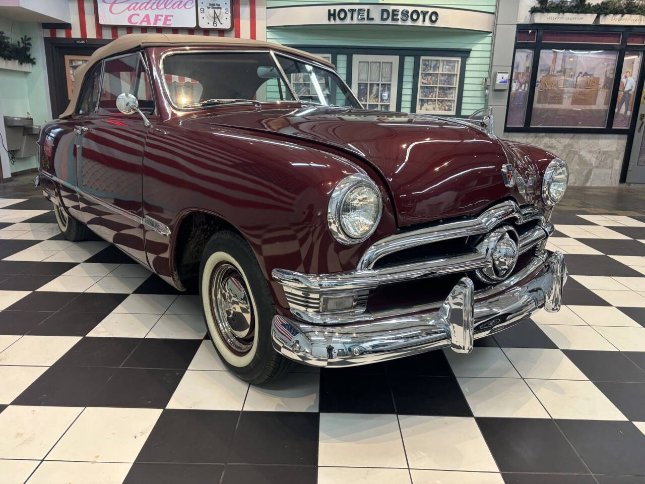 1950 Ford Custom 3