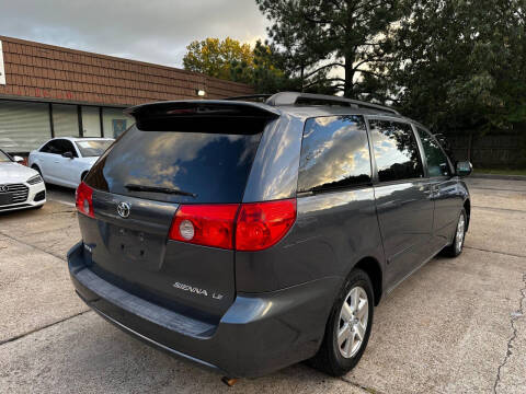 2008 Toyota Sienna CE 8-Passenger