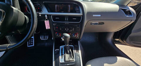 2011 Audi A5 2.0T quattro Premium Plus